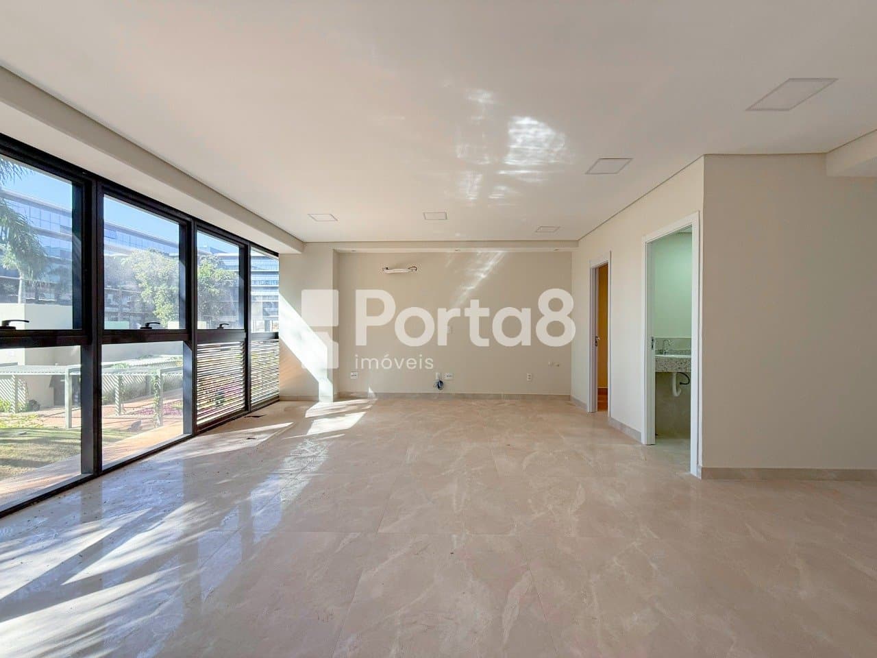 Sala Comercial 42m² no Georgina Business Park com Vaga - Foto 4