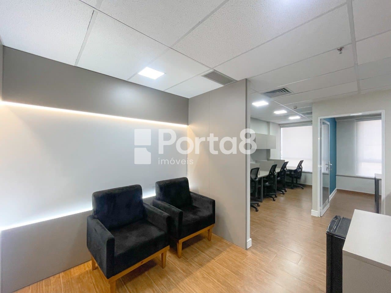 Sala Comercial 52m² com 1 Vaga na Vila São José - Novo