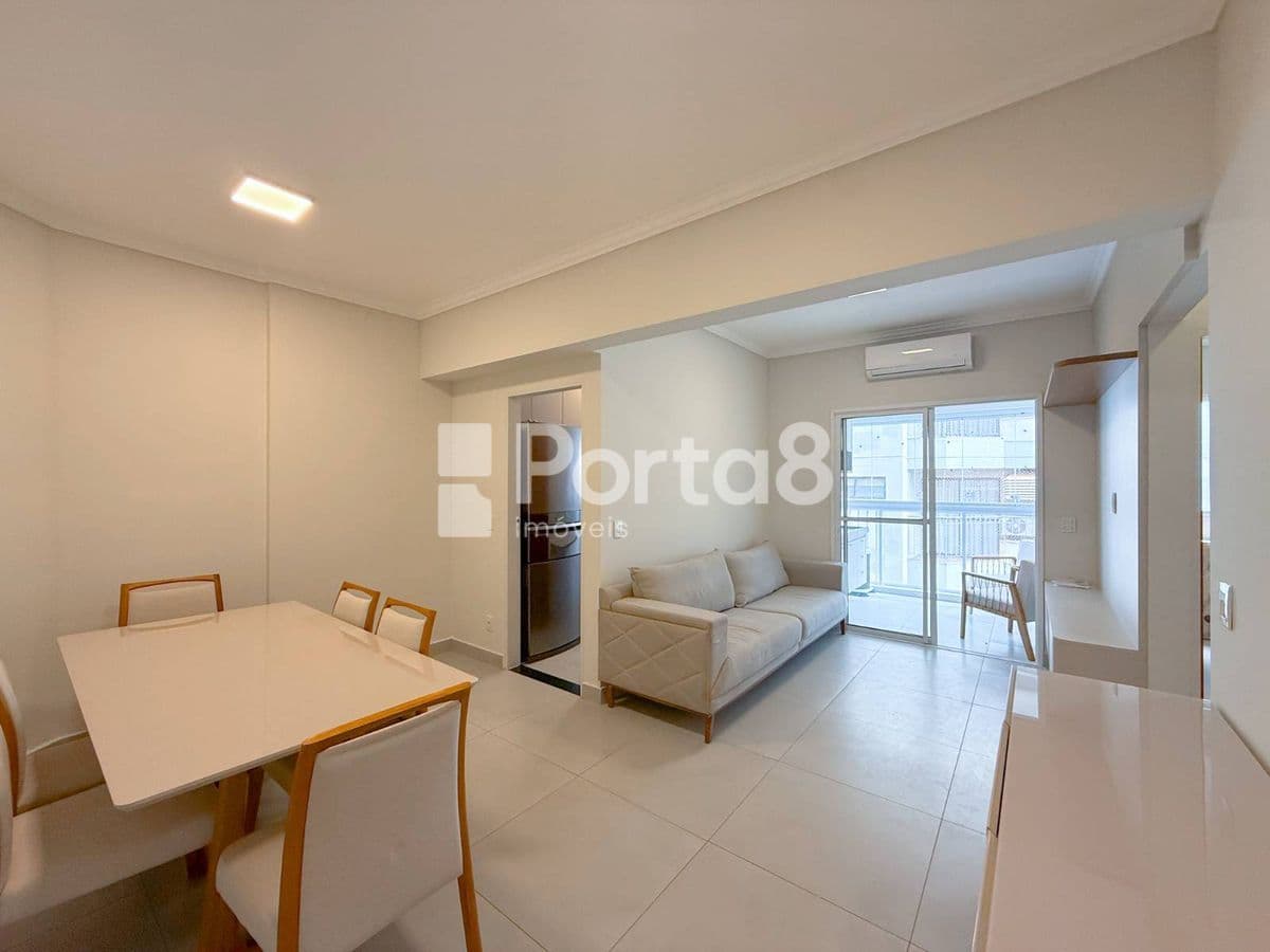 Apartamento 2 Dormitórios no Centro - Mobiliado e Próximo à Av. Bady Bassitt