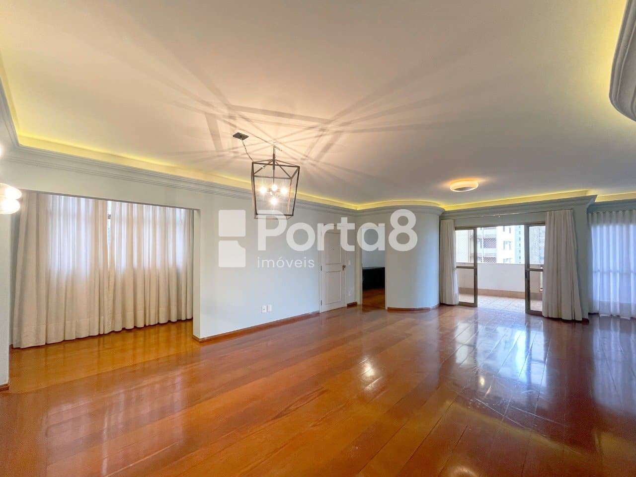 Apartamento 3 Quartos 194m² Centro com 2 Vagas e Vista