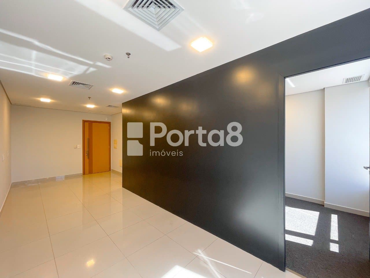 Sala Comercial 40m² com Vista - Vila São José - Foto 4
