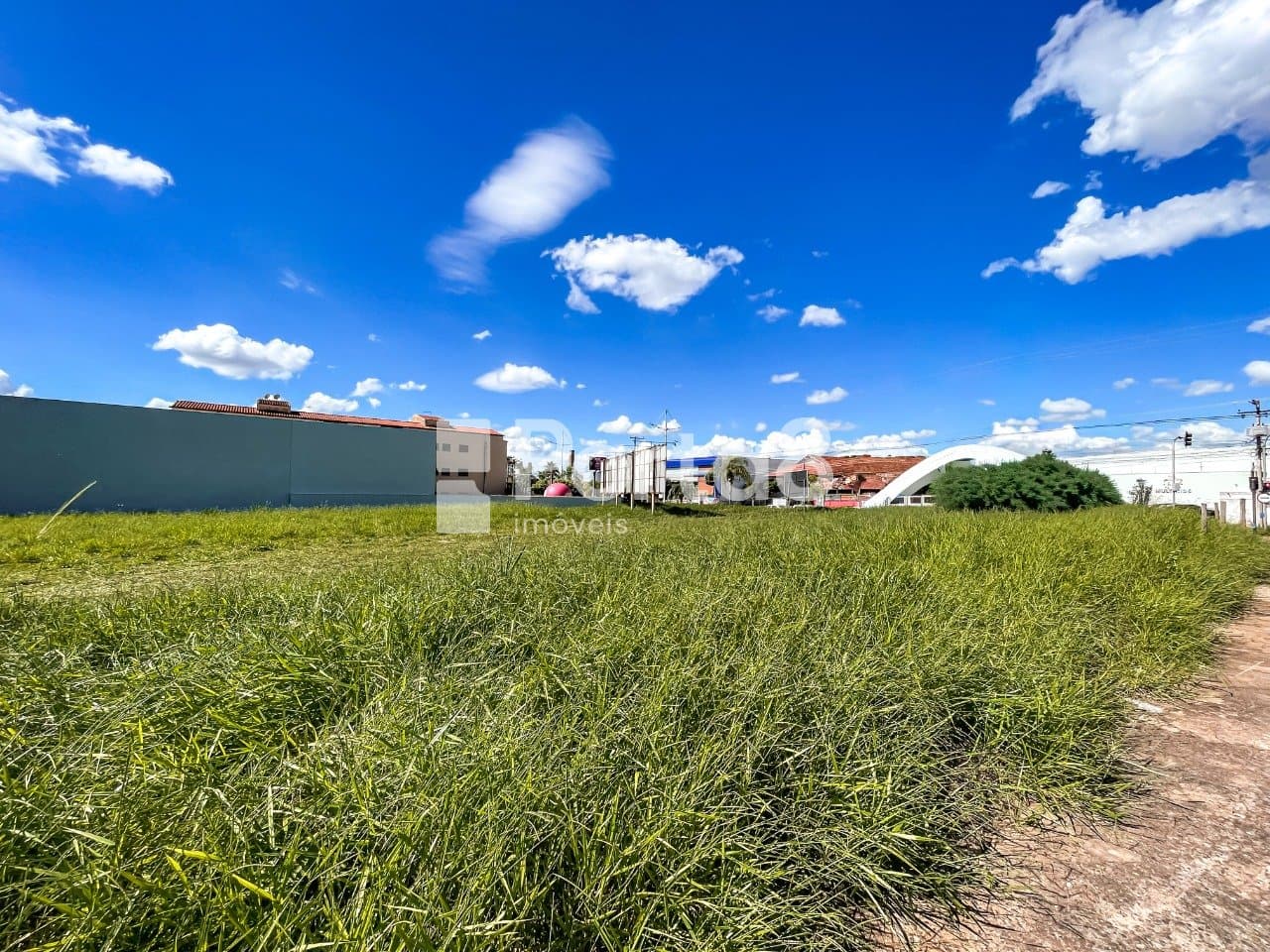 Terreno 2500m² Jardim Aclimação com ótima localização - Foto 4