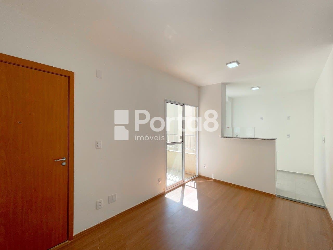 Apartamento 2 Quartos Loteamento Abílio Jorge Cury com Sacada