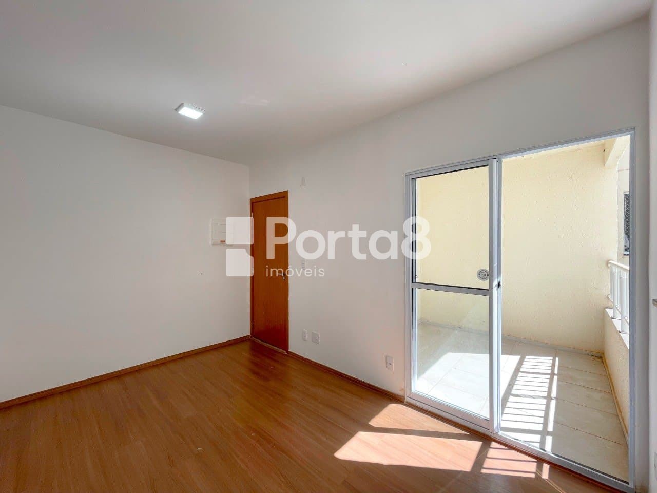 Apartamento 2 Quartos Loteamento Abílio Jorge Cury com Sacada - Foto 4