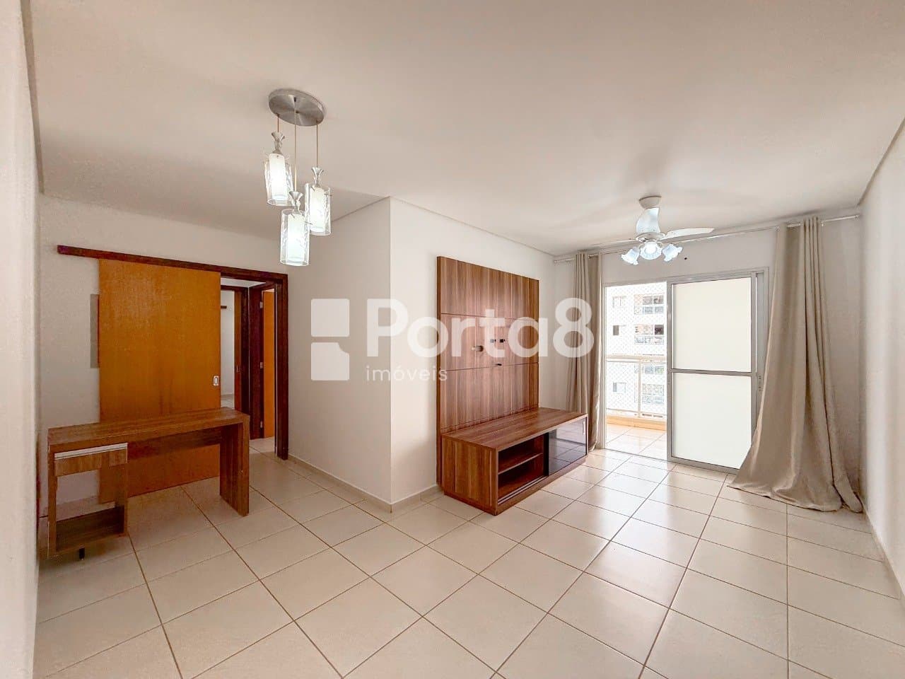 Apartamento 2 Quartos Bom Jardim com 2 Vagas e Novo