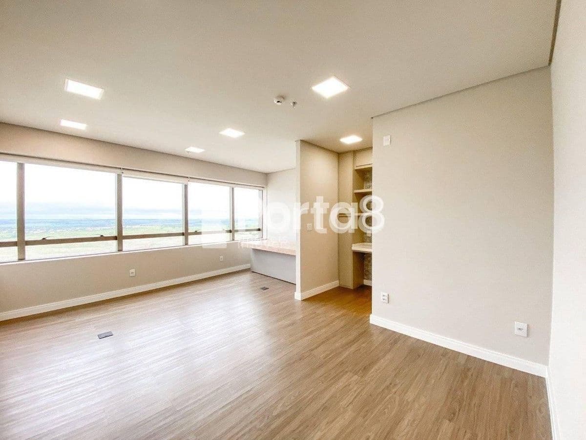 Sala Comercial no Jardim Moysés Miguel Haddad - Próximo ao Shopping