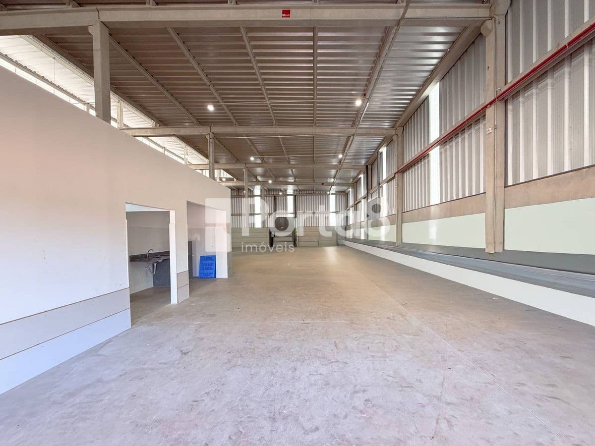 Galpão comercial 2400m² Fazenda Retiro - Ideal para logística - Foto 3