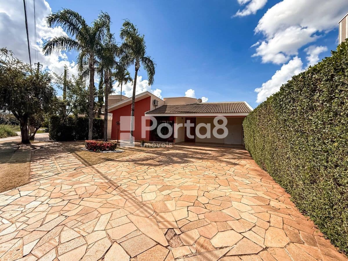 Casa 4 Suítes Residencial Gaivota I com Vista para Represa