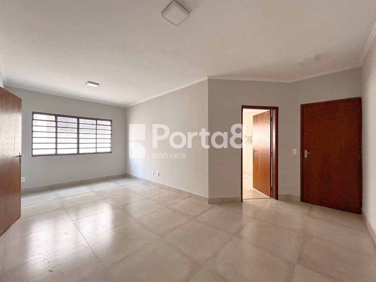 Apartamento 2 Quartos no Jardim Panorama com Sacada