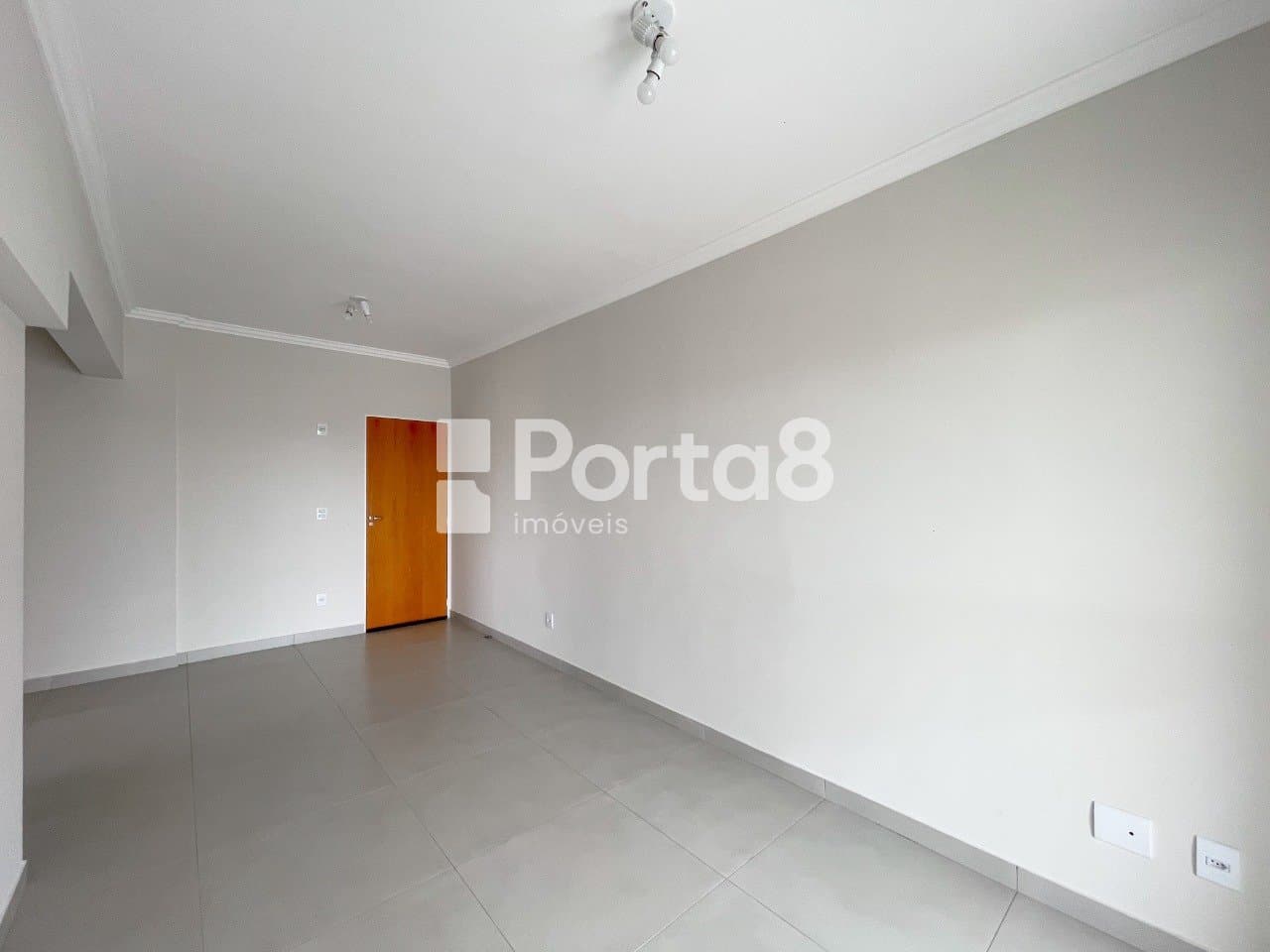 Apartamento 2 Quartos no Centro com 2 Vagas e Área Gourmet - Foto 4