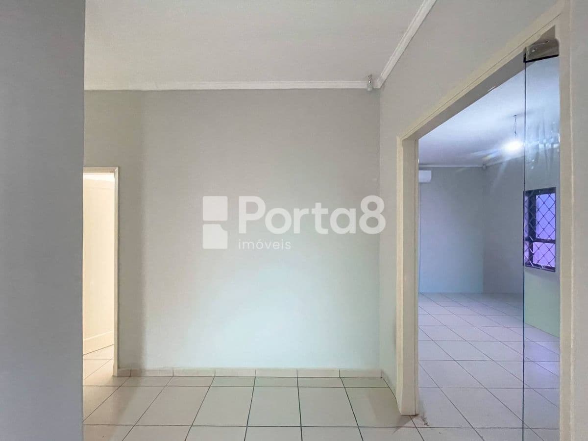 Casa Comercial na Vila Santa Cruz - 7 Cômodos Próximo à Av. Andaló - Foto 4