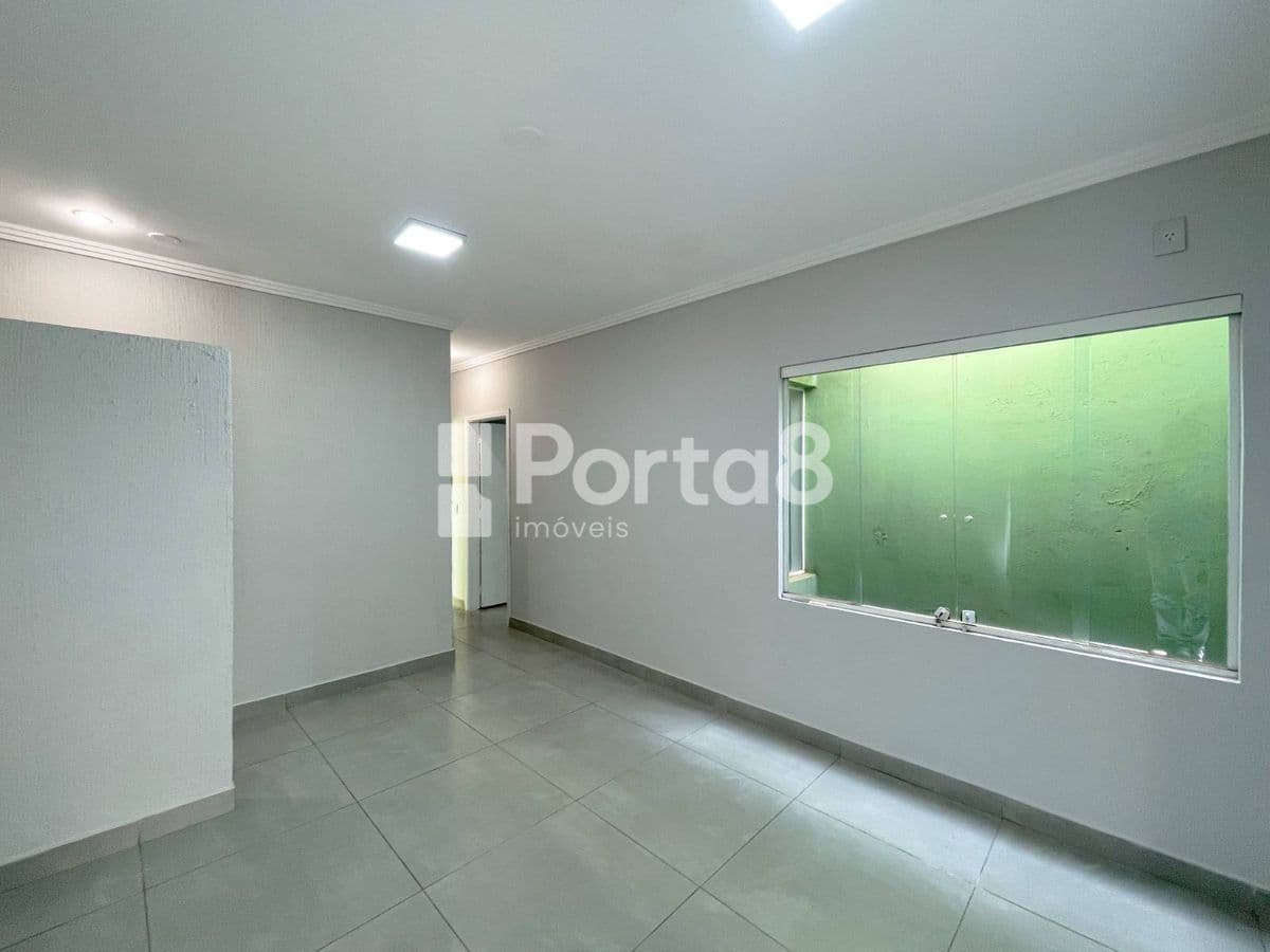 Casa 3 Quartos no Centro com Área Gourmet para Alugar