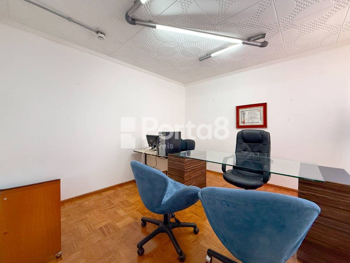 Sala Comercial 20m² no Centro - Edifício com Vista Panorâmica