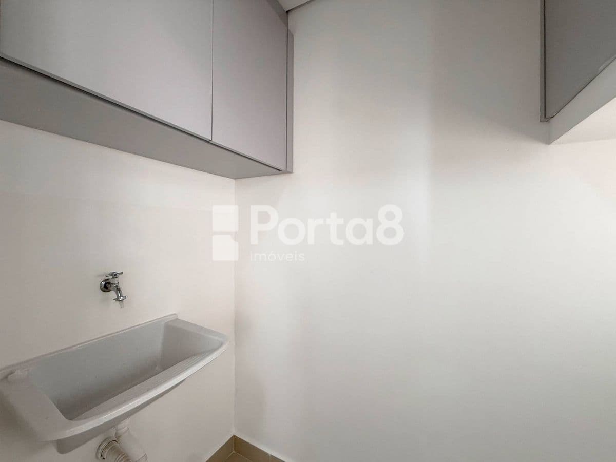 Apartamento 1 Dormitório no Centro com Vista para Praça - Foto 4