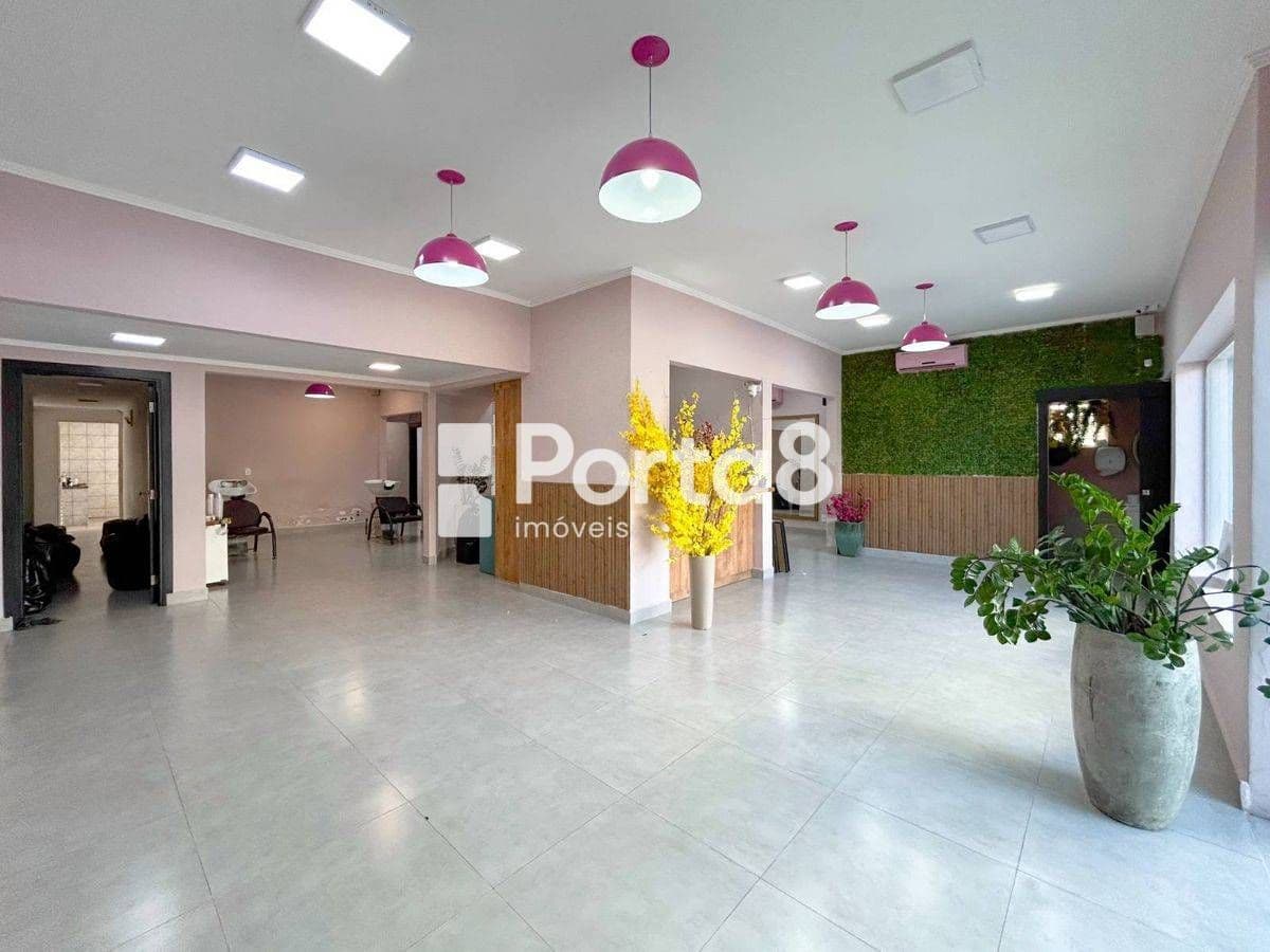 Ponto Comercial 250m² Vila Santa Cândida, Próximo ao Shopping