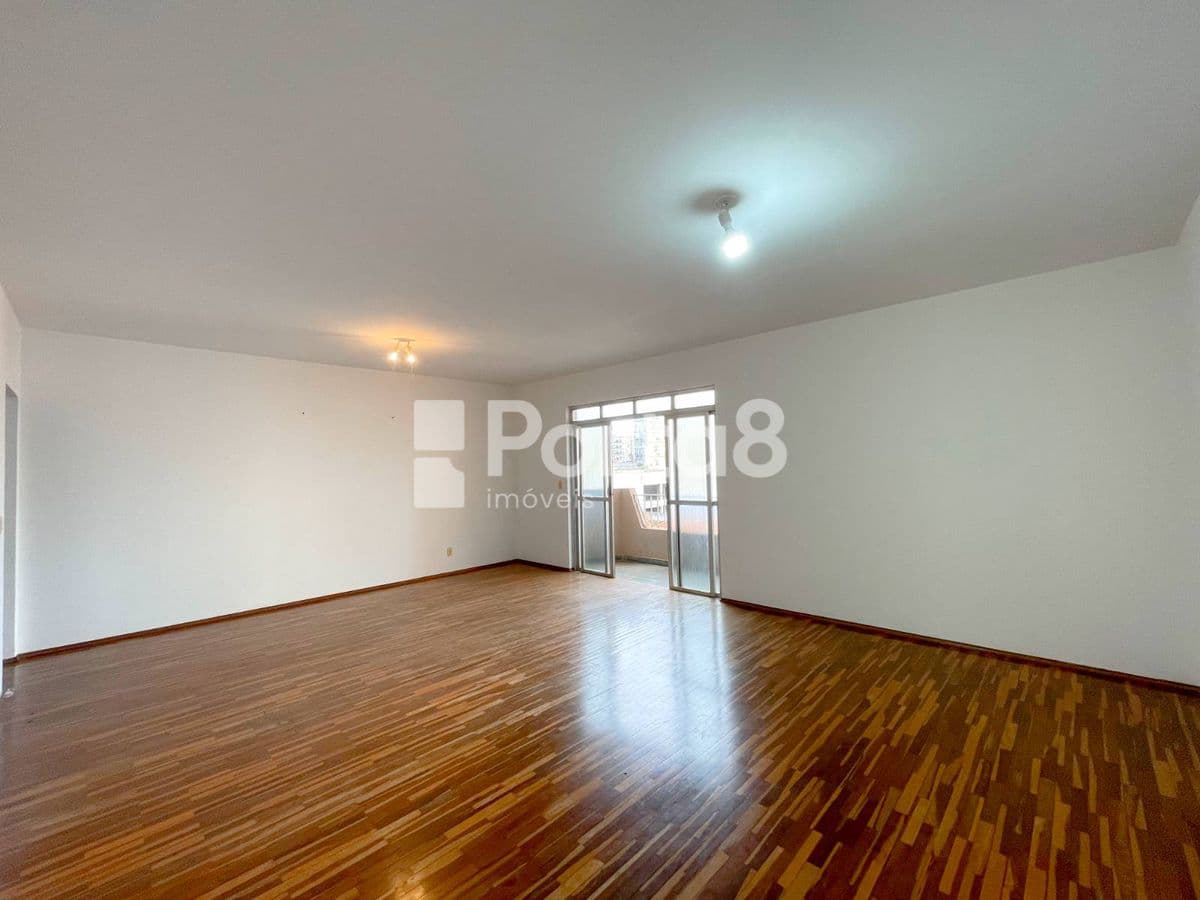 Apartamento 3 dormitórios no Centro - Ed. Alamanda com vista - Foto 5