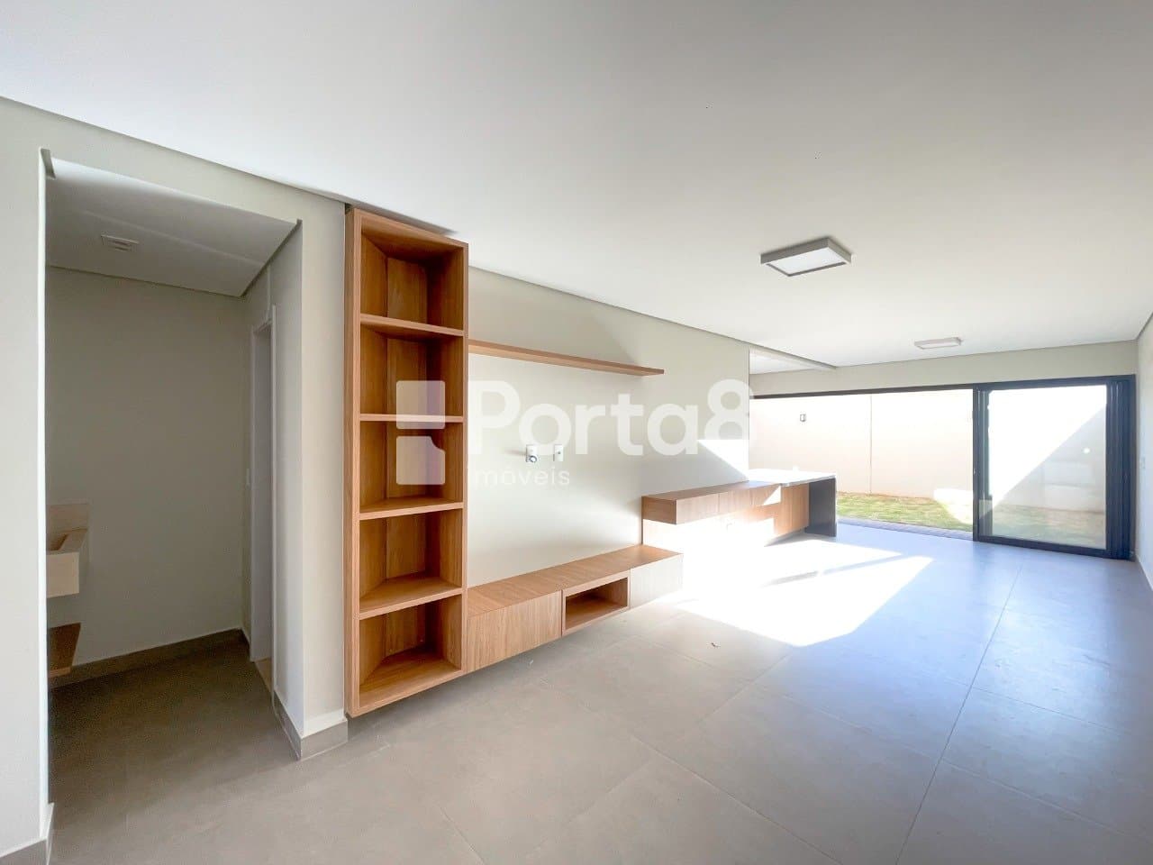 Casa 3 Suítes em Jardim Moysés Miguel Haddad com 2 Vagas