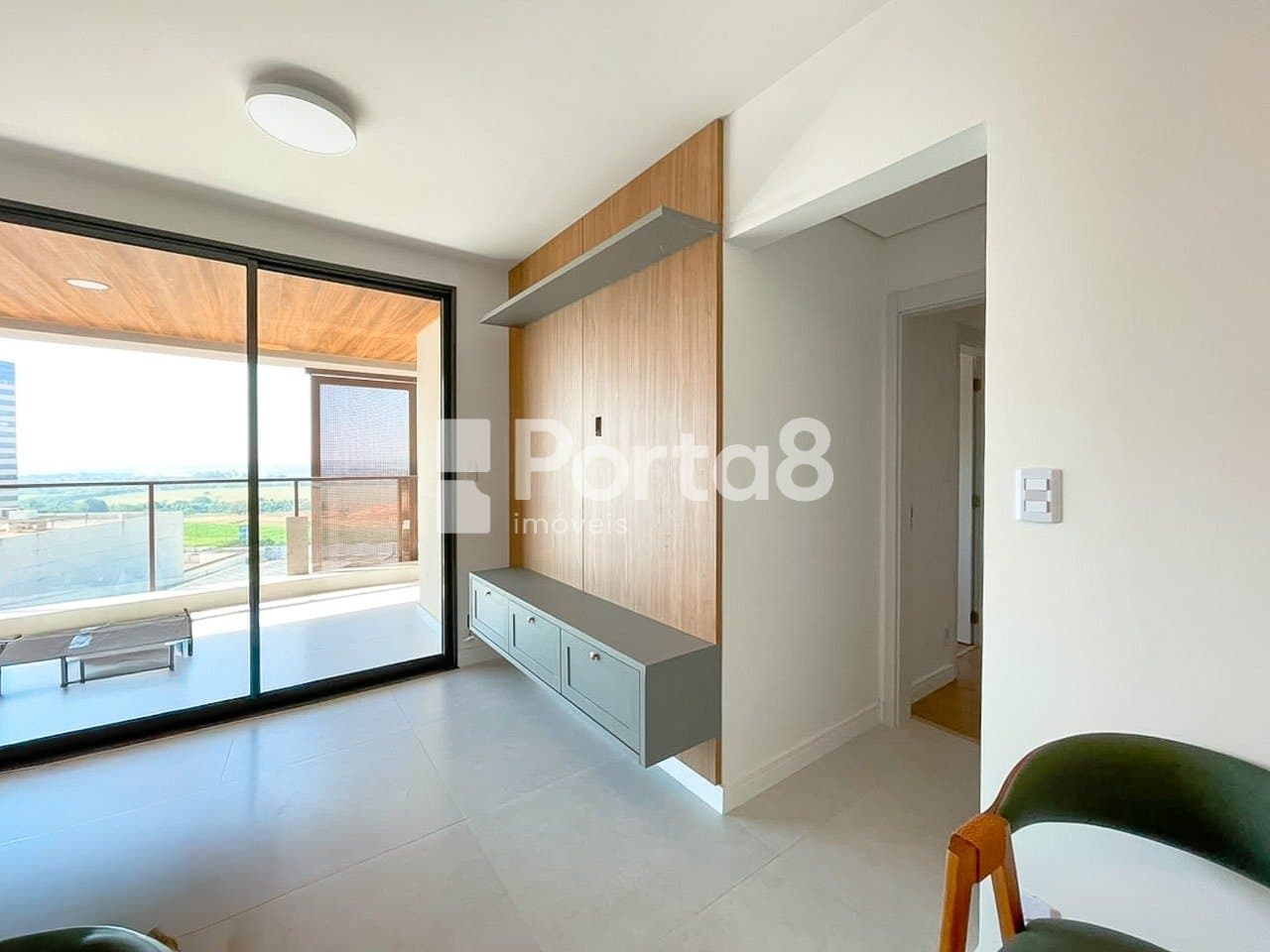Apartamento 2 Suítes no Iguatemi com 2 Vagas e Varanda
