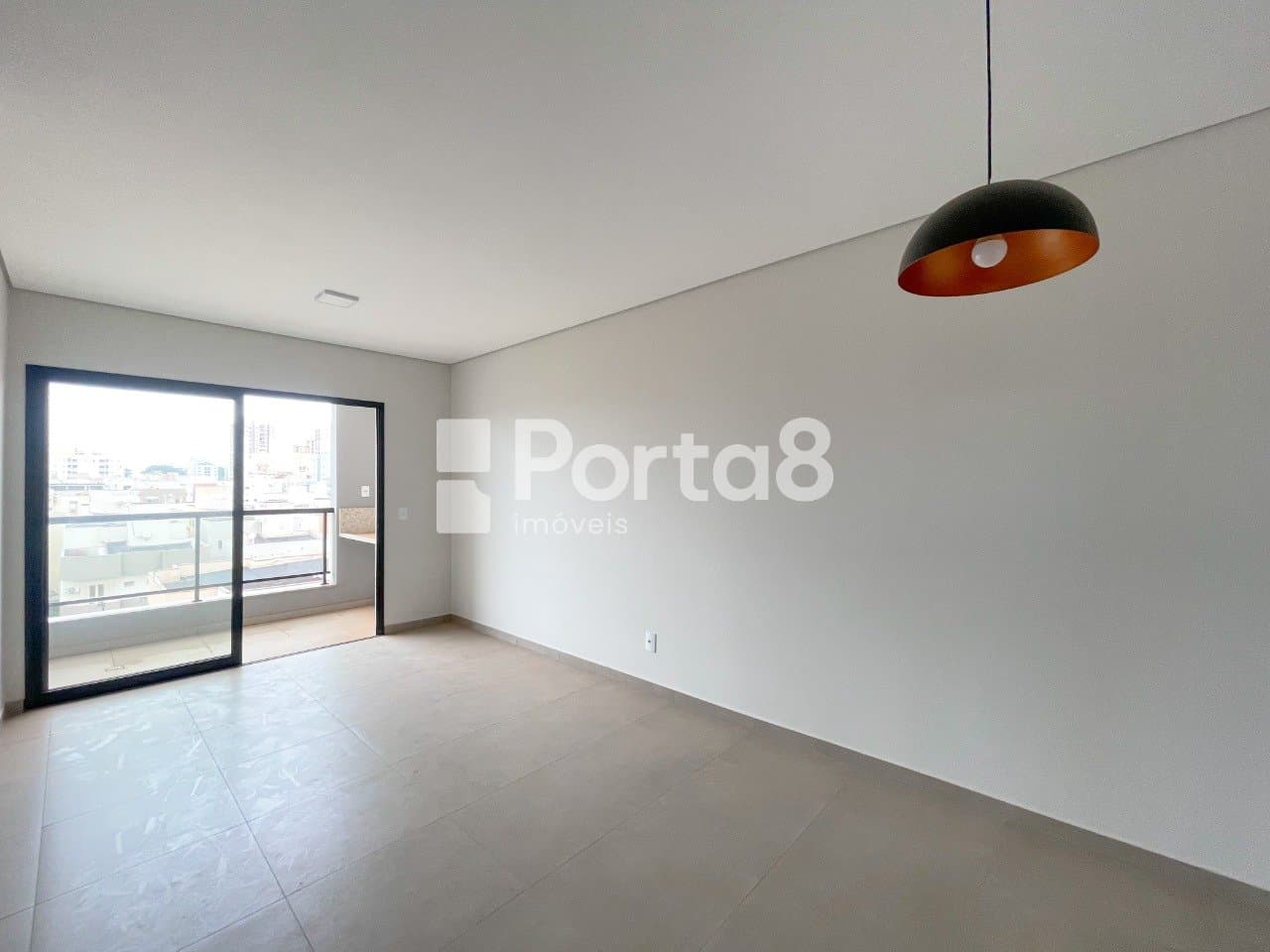 Apartamento 2 Quartos em Higienópolis com 2 Vagas e Varanda