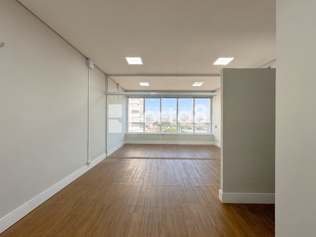 Sala Comercial 35m² Vila Sinibaldi com 1 Vaga de Garagem - Foto 2