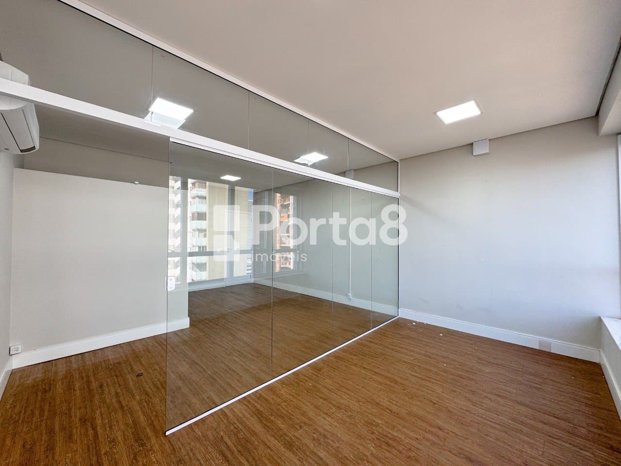 Sala Comercial 35m² Vila Sinibaldi com 1 Vaga de Garagem - Foto 4