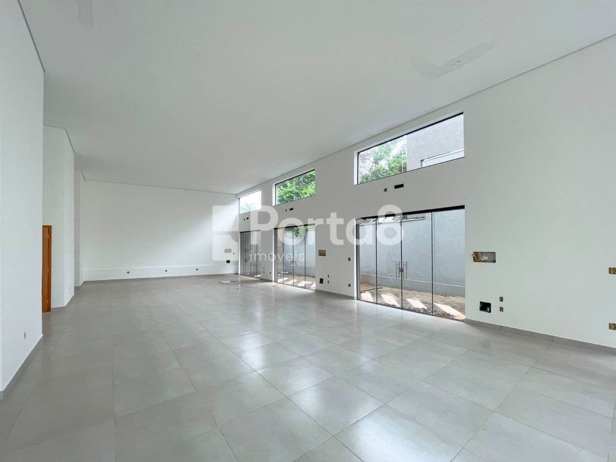 Prédio Comercial 230m² Vila Santa Cândida Próximo ao Shopping - Foto 3