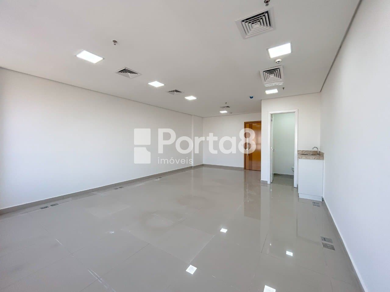 Sala Comercial 40m² Vila São José com Ar-Condicionado e Vaga - Foto 3