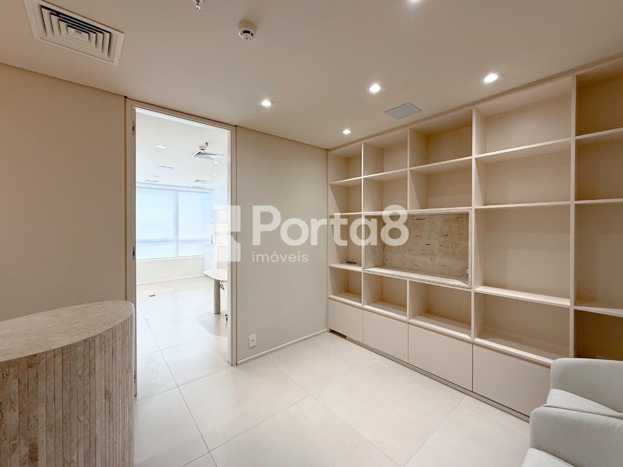 Sala Comercial 40m² com 2 Banheiros na Vila São José - Foto 2
