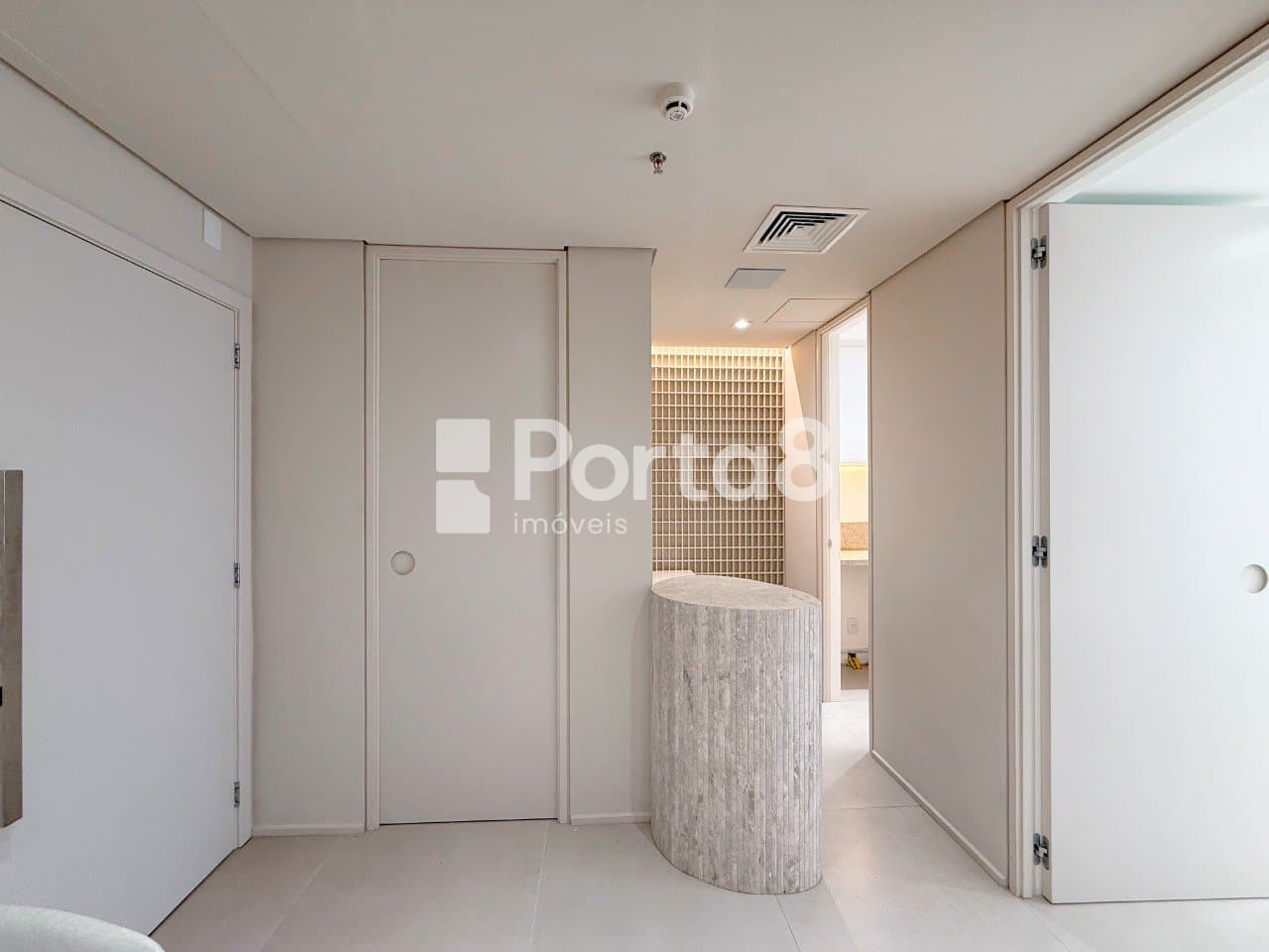 Sala Comercial 40m² com 2 Banheiros na Vila São José - Foto 4