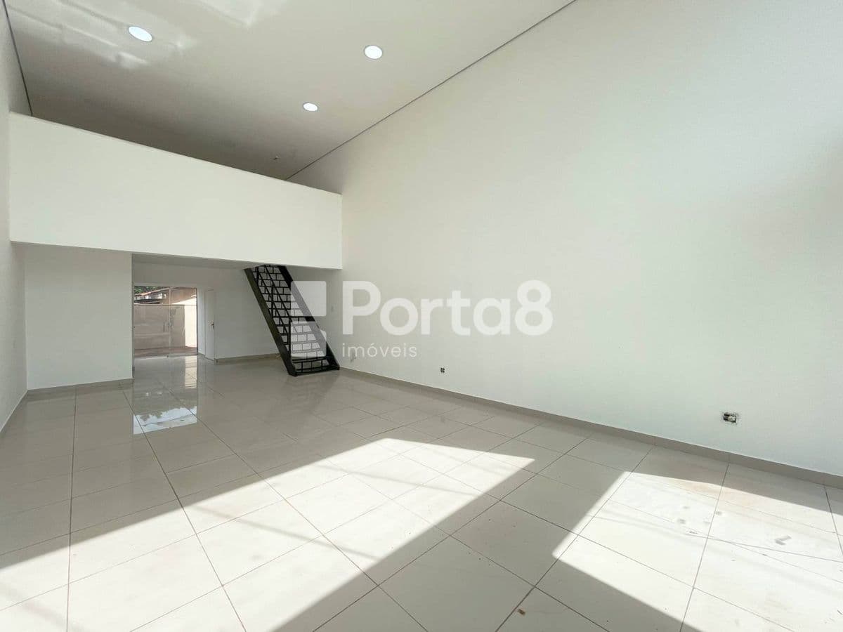 Sala Comercial 100m² Jardim Urano - Próximo ao Plaza Shopping