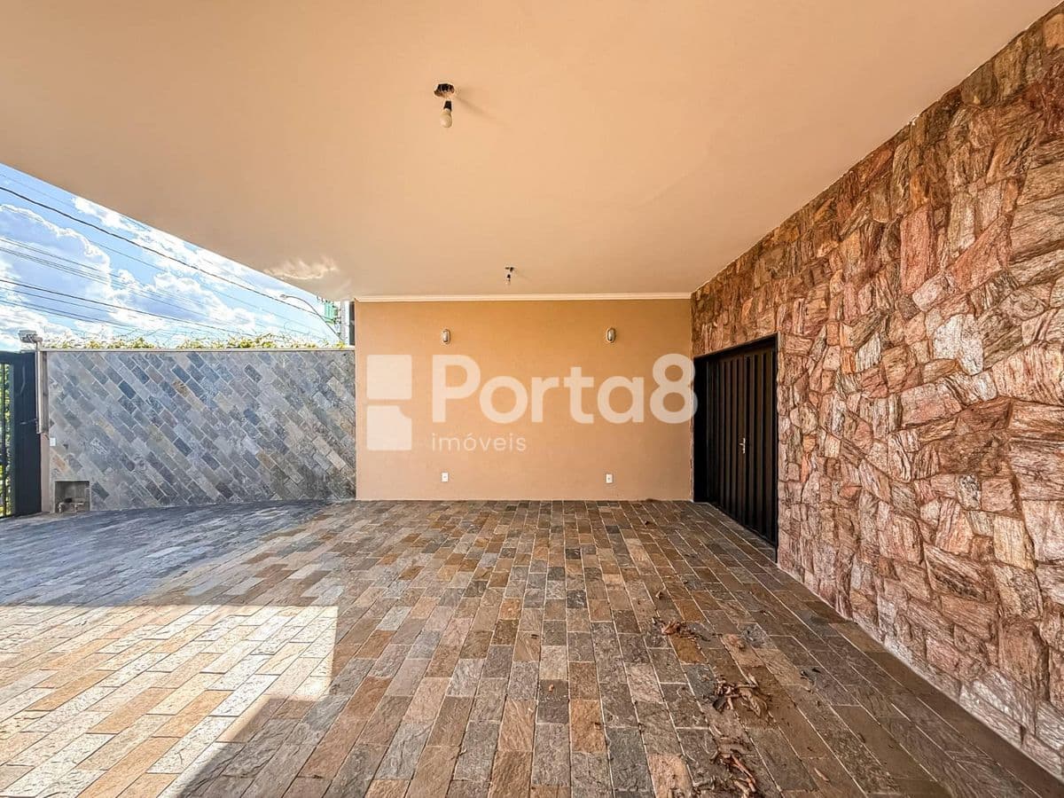 Casa Comercial 4 Salas no Jardim Aclimação com Estacionamento - Foto 4