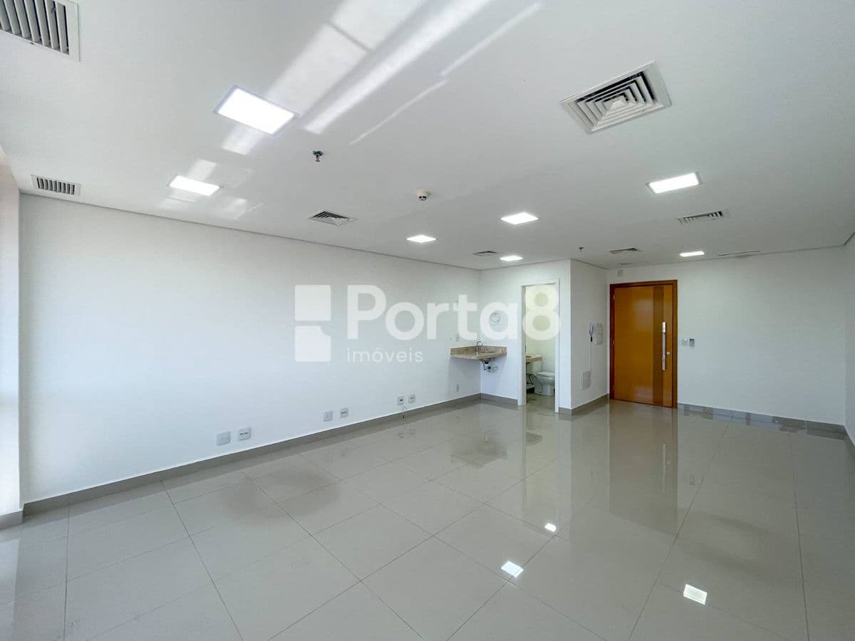 Sala Comercial 40m² na Vila São José com estacionamento disponível - Foto 5