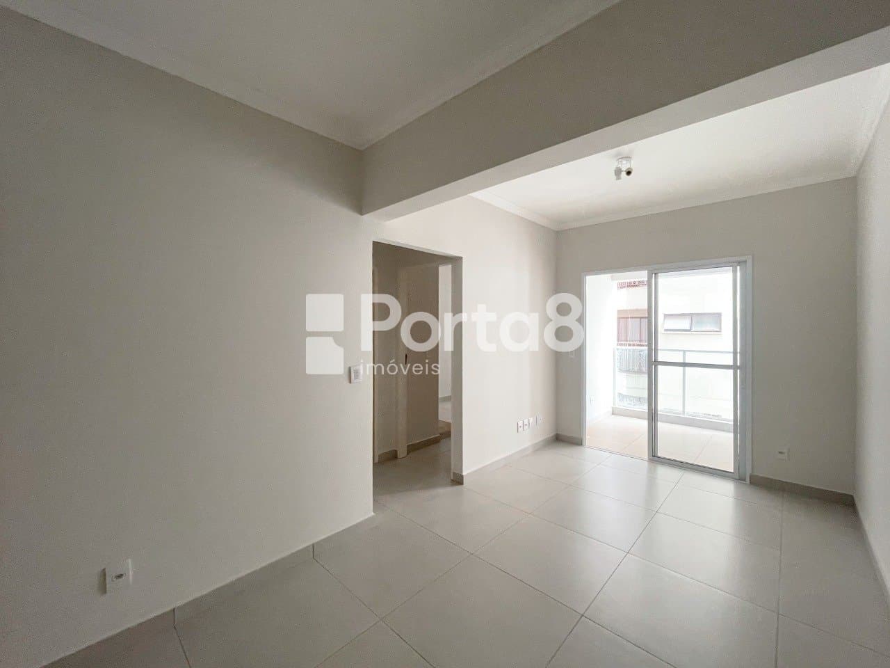 Apartamento 2 Quartos no Centro com 2 Vagas de Garagem