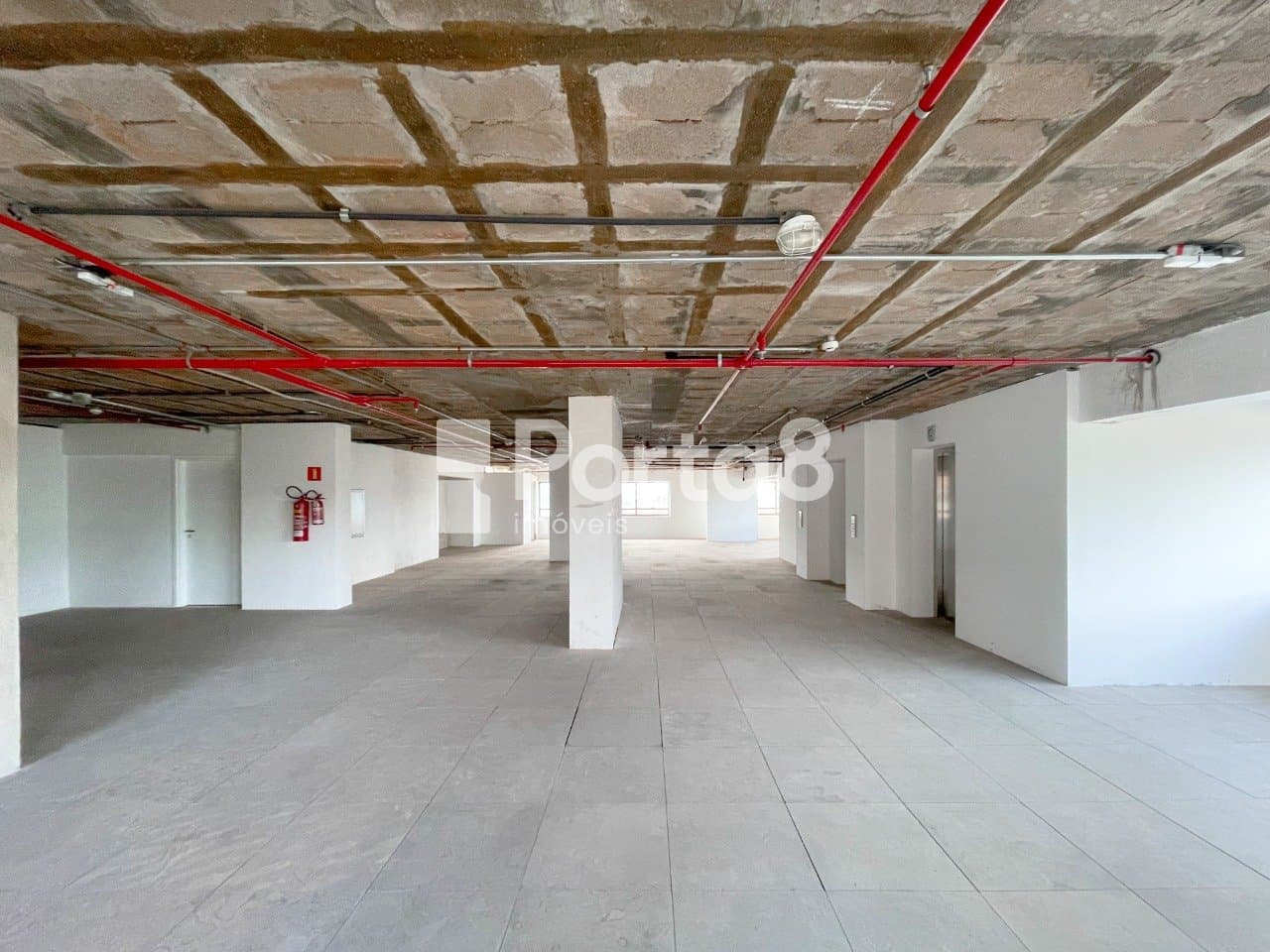 Sala Comercial 260m² Nova Redentora com 4 Vagas de Garagem - Foto 2