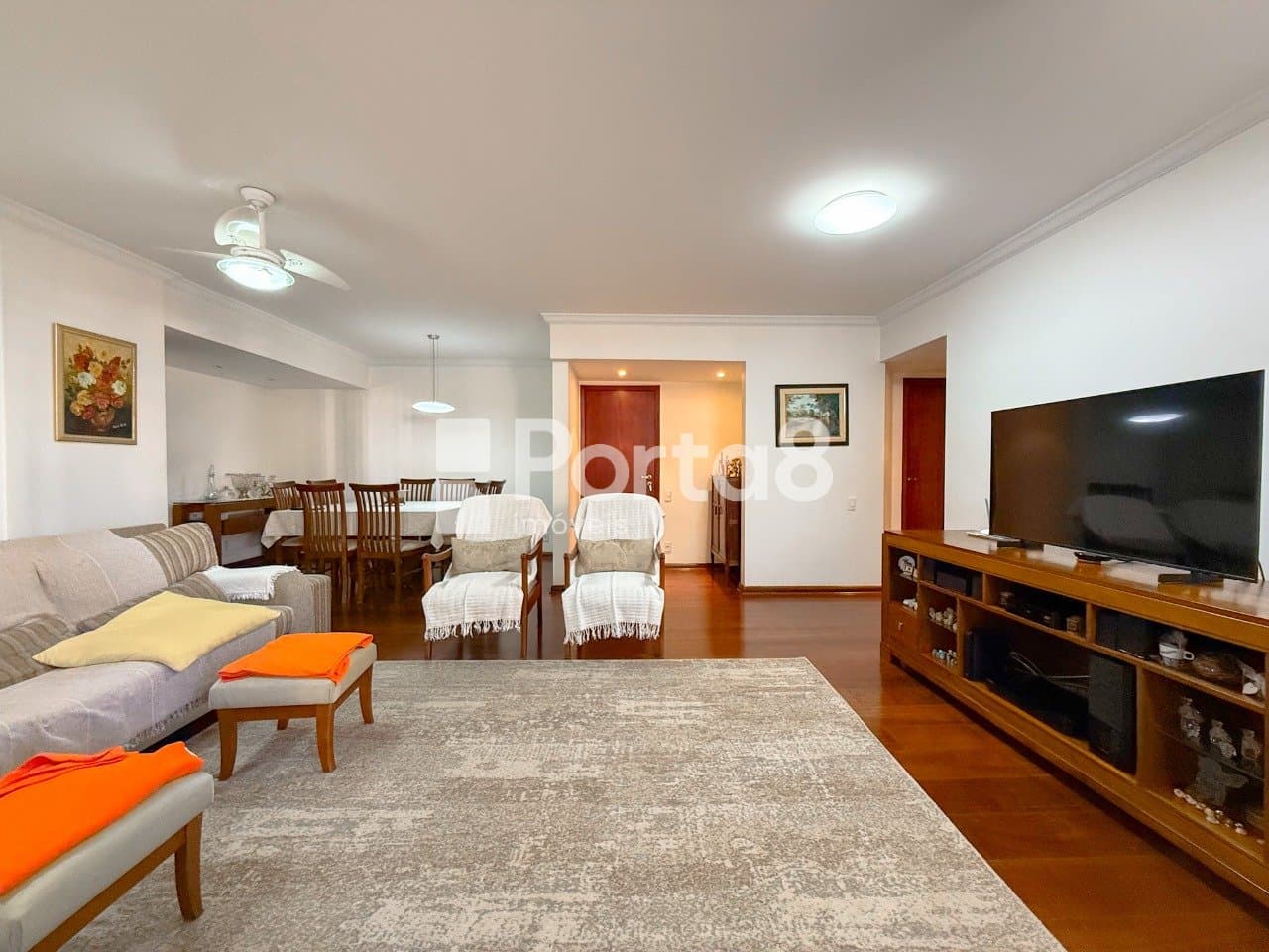 Apartamento 3 Quartos no Centro com 2 Vagas e Suíte - Foto 3