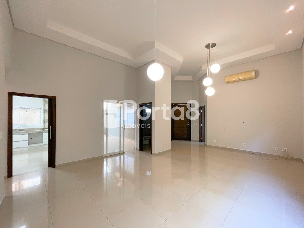Casa 3 Suítes em Residencial Gaivota I com 4 Vagas e Jardim - Foto 5
